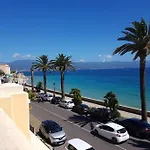 アパート Tres Bel Avec Terrasse De 87m2 Avec Superbe Vue Panoramique Sur La Baie D アジャクシオ