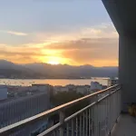 Tres Bel Avec Terrasse De 87m2 Avec Superbe Vue Panoramique Sur La Baie D * Ajaccio