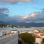 Tres Bel Avec Terrasse De 87m2 Avec Superbe Vue Panoramique Sur La Baie D Apartman *
