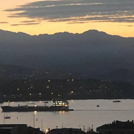 Tres Bel Avec Terrasse De 87m2 Avec Superbe Vue Panoramique Sur La Baie D Apartament Ajaccio (Corsica)