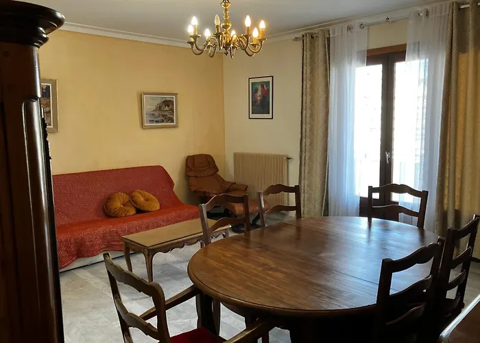 Apartment Tres Bel Avec Terrasse De 87m2 Avec Superbe Vue Panoramique Sur La Baie D